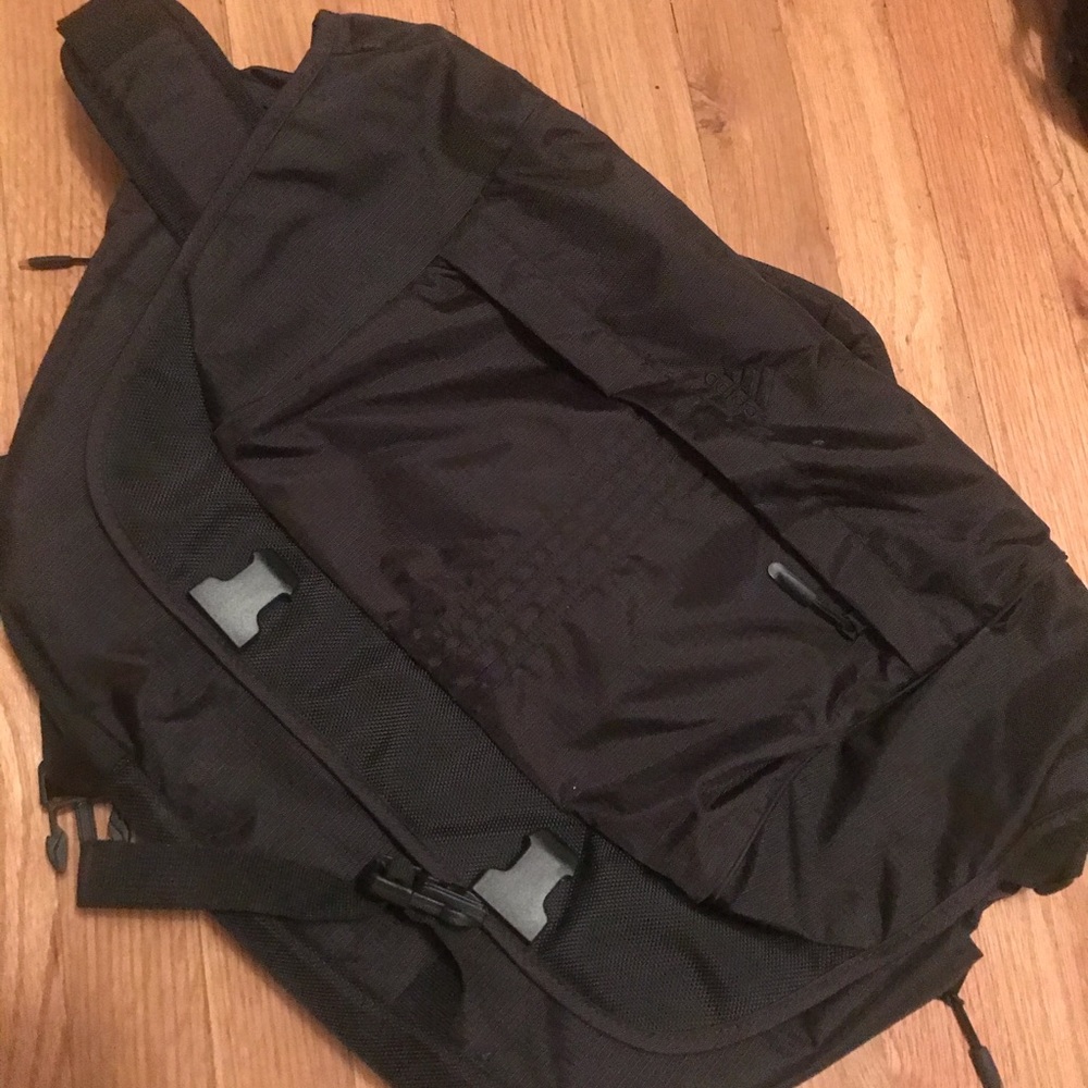 Adidas Sports Computer Carry Case / Shoulder Bag